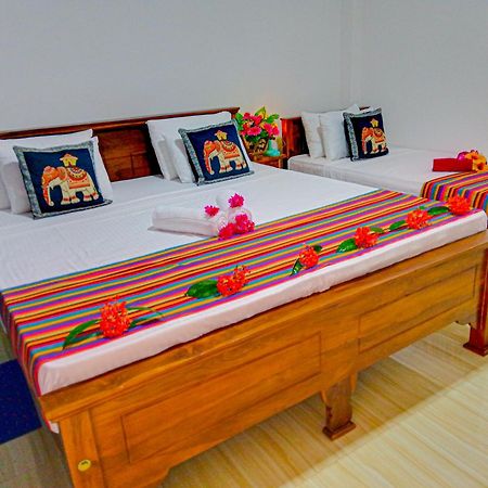 Gimhana Homestay 시기리야 외부 사진