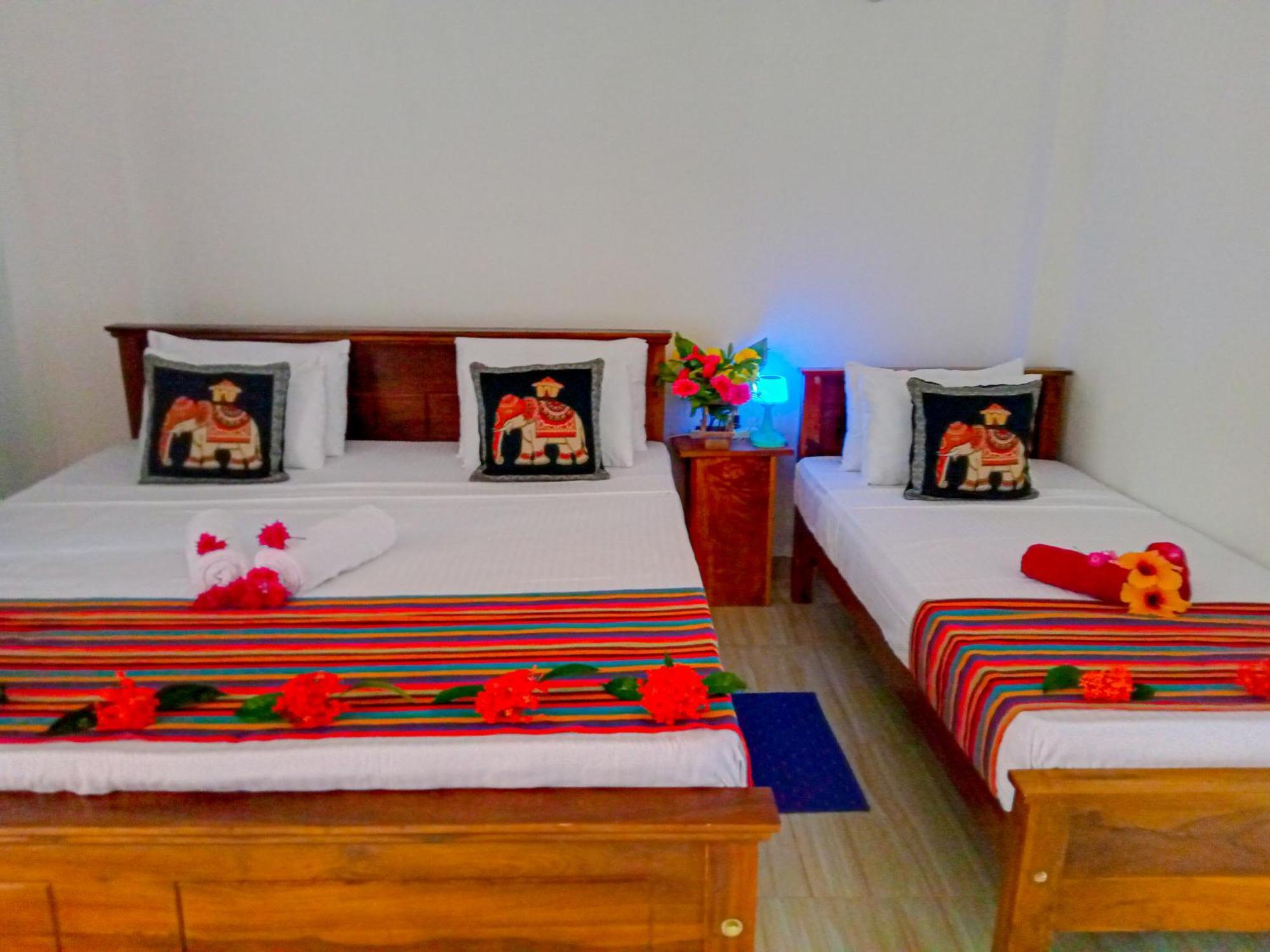 Gimhana Homestay 시기리야 외부 사진