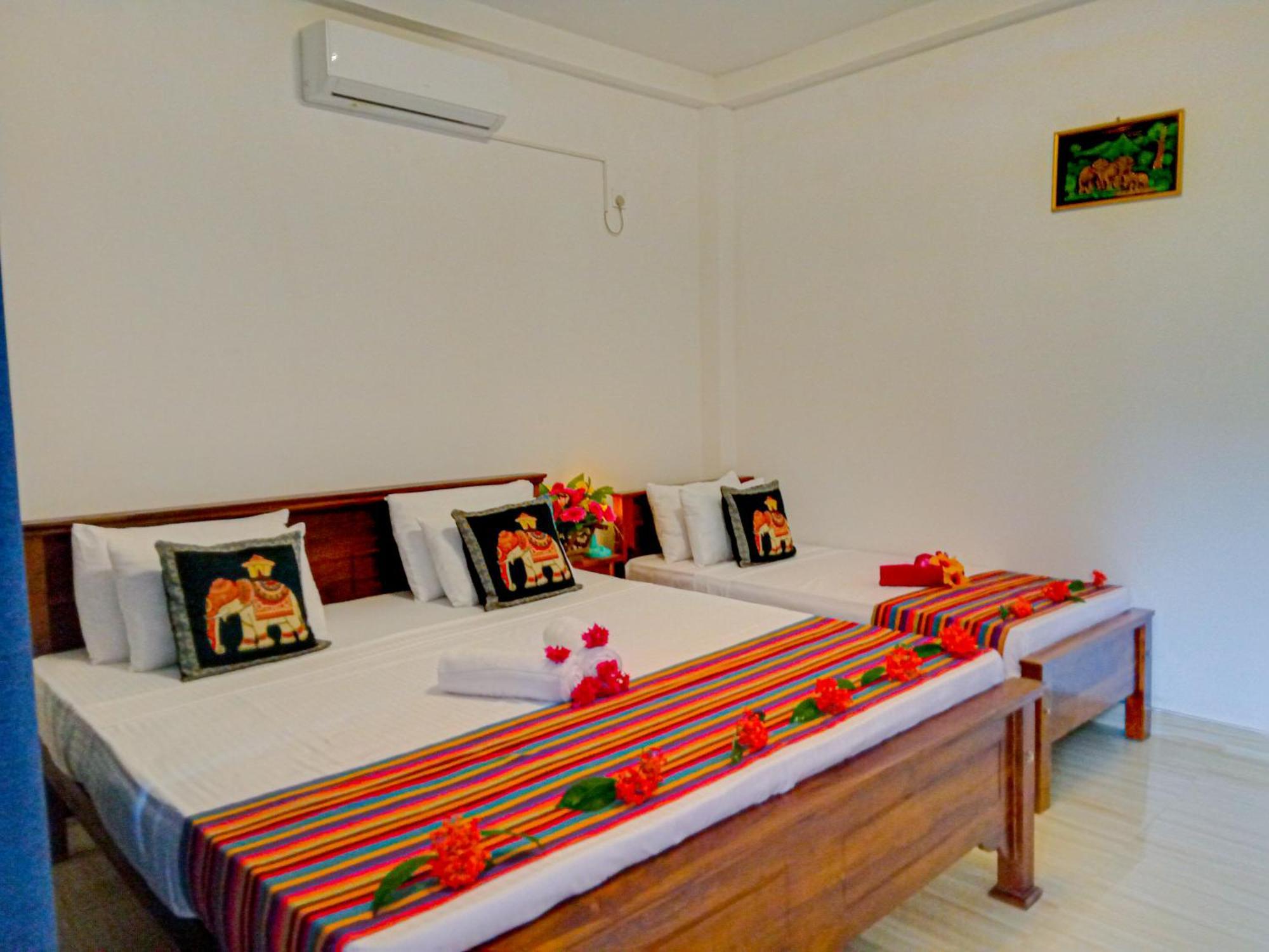Gimhana Homestay 시기리야 외부 사진
